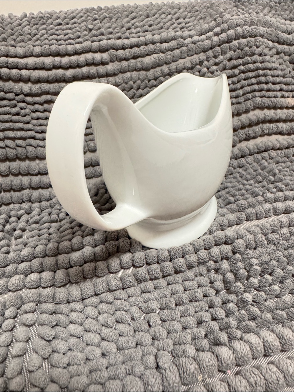 BIA Cordon Bleu White Ceramic Gravy Boat Classic Farmhouse Serveware - Picture 6 of 7